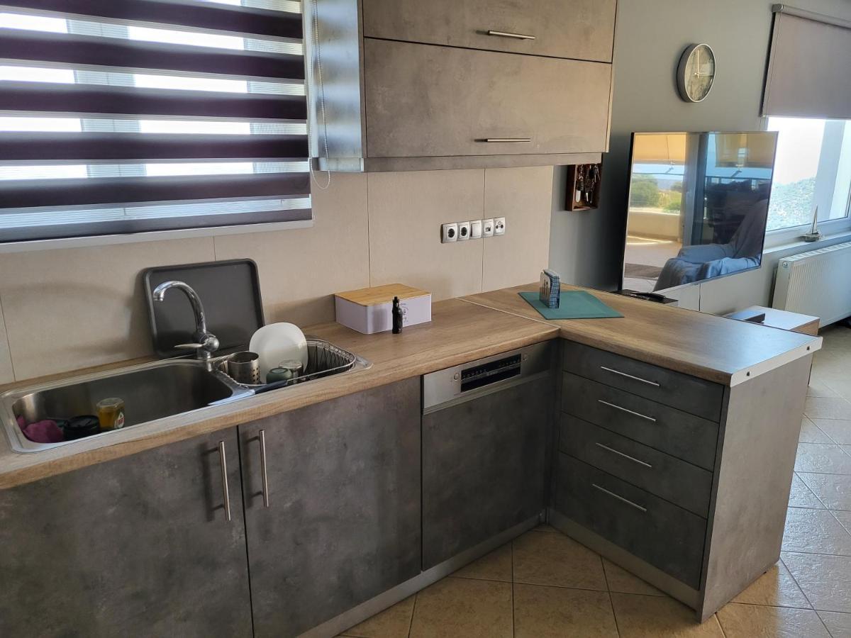 "Stergiou Luxury Apartment 2Nd Floor" Με Κοινη Πισινα Saronida ภายนอก รูปภาพ